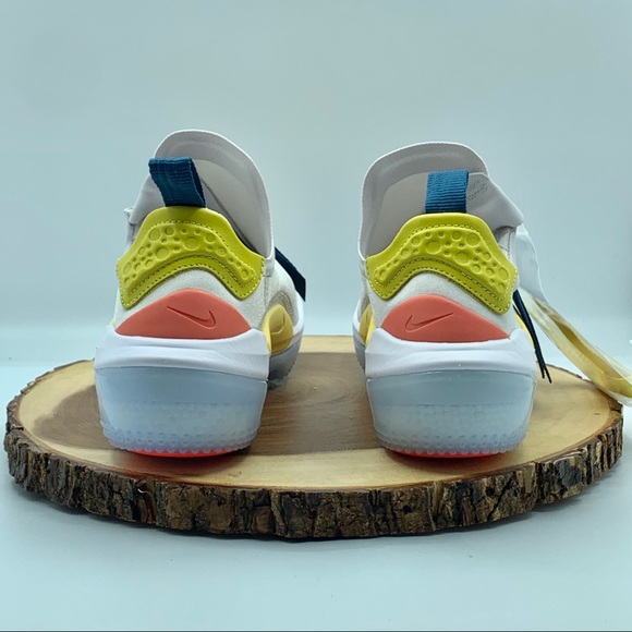 NIKE Women’s Joyride Optik Various Size - Picture 5 of 7